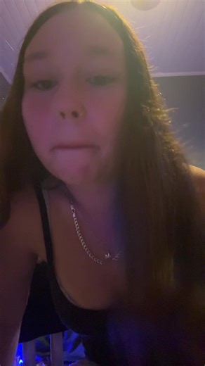 𝒘𝒊𝒍𝒍𝒐𝒘🤍🪐 (@willybumbumurfav)’s videos with orijinal ses - lyrics n vibe ✭