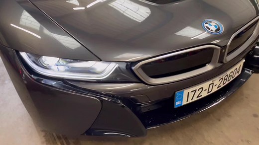Transforming an Old BMW i8 with Custom Tuning