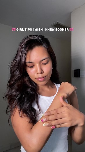 Smoothest Shave with Gillette Venus Comfortglide Razor