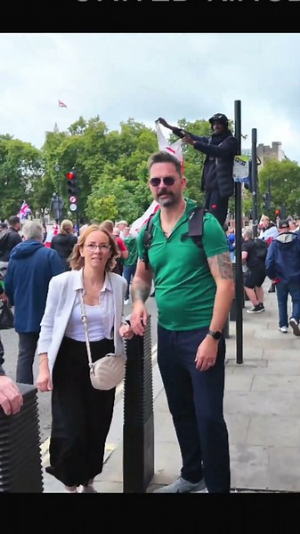 Central London Filled with Patriot Pride 🇬🇧 #England #UK #TogetherWeStand