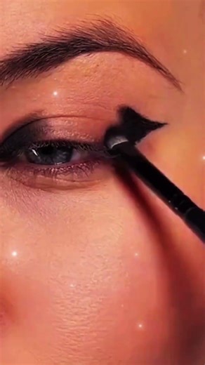 i👀 Perfect Smokey Eye Tutorial (Easy!)5 second ✨️ #makeup #softglamlook #eyemakeup #makeuptutorial