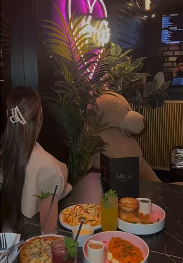 Delicious Halal Dining Experience at Mr G'z