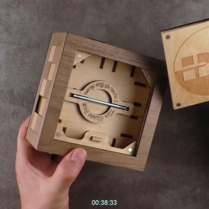 10K views · 96 reactions | This chess themes puzzle box come with two compartments. One below the lid and another one..., well see yourself!  | Mr.Puzzle | Facebook