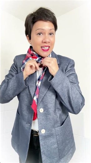 Festive outfit with a silk scarf: Elegant knotted tie | Styling tip ✨ #HolidaysWithYouTube