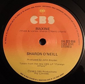 Sharon O'Neill - Maxine
