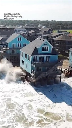 Tidal storm surge surrounds North Carolina Outer Banks homes #shorts
