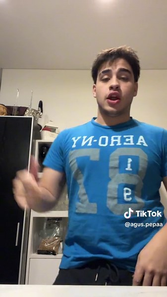 Video de pepona (@agus.pepaa) relacionado con «need to know»