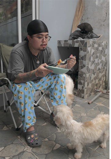 hash brown & scrambled eggs