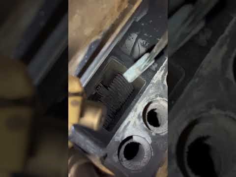 ETA Pelletkessel PC 32 PelletsCompact Entaschung, Blick in den Brennraum