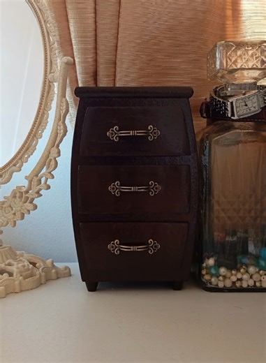 Transforming a 20-Year-Old Mini Drawer: A DIY Glow Up