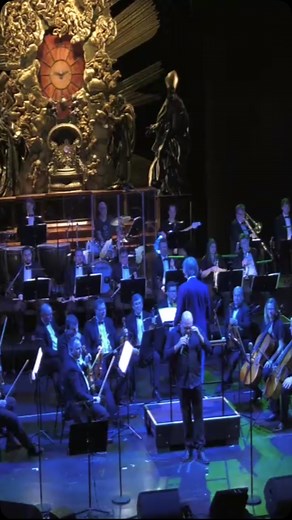2.9K views · 729 reactions | De tijd vliegt… Voor de liefhebbers…Sergio zingt When a blind man cries (Deep Purple) met het Philharmonisch orkest van Praag.. | Sergio | Facebook