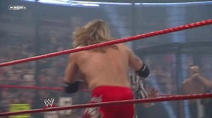 34K views · 584 reactions | Edge siendo eliminado siendo el Campeón... Y todos burlándose de él 來來掠掠 #DrToxico | WWE Section Perú | Facebook