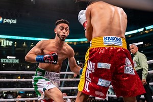 Photos: Jose Valenzuela Blasts Out Francisco Vargas in One Round