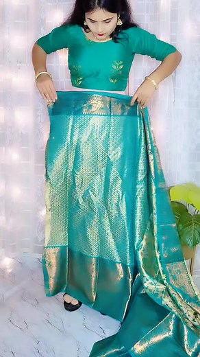 Full saree draping tutorial for Beginners #sareedraping #sareelove #saree #sareefashion #sareelovers #sareesofinstagram #sareeblouse #sareestyle #sareelover #sareeindia #sarees #sareecollection #sareeblousedesigns #sareeaddict #onlineshopping #silksarees #sareepact #fashion #indianwear #sareenotsorry #silksaree #ethnicwear #handloom #sareeinspiration #traditional #sareeblogger #indianwedding #sareeseduction #indianfashion #silk | style by prayu