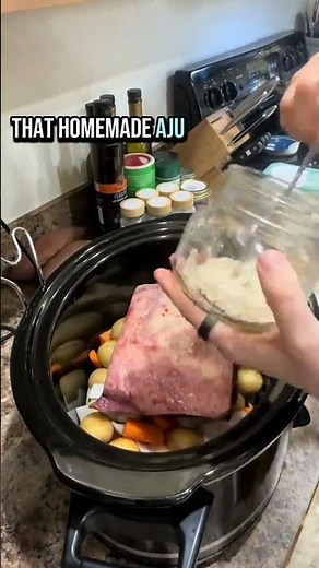 Use your Homemade Au Jus and Ranch Mix for this pot roast recipe! Ingredients: 2-3 carrots 1 onion 1