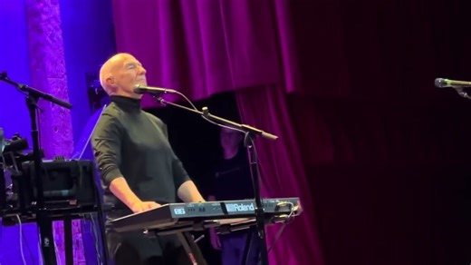 Midge Ure on Making New Music and Keeping the Spirit of Ultravox Alive on the 'Band in a Box' Tour