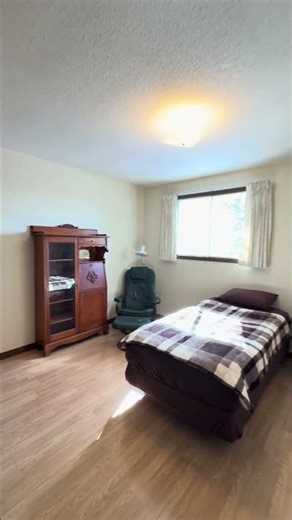 Quiet Court in North Brantford for $649,900?! | 3+1 Bedroom Raised Ranch in Lynden Hills