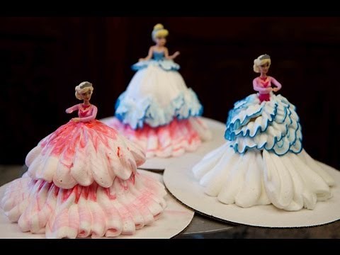 (How To Make) Barbie Cupcakes / Cake Decorating