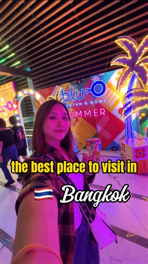 🚨 Save this for your next Bangkok trip! Looking for fun things to do in Bangkok at night (besides clubbing🌚)? 🎳🍹 📍Blu-O (Siam Paragon 5th floor) 🚇 Nearest BTS: Siam Station #曼谷自由行 #泰国旅行 #SiamParagon #BluO曼谷 #曼谷好玩 #夜生活不夜店 #曼谷活动推荐 #BangkokBowling #自由行推荐 #เที่ยวกรุงเทพ #BangkokVibes #ThailandTrip #曼谷景点 #thailandvacation #BangkokTravelGuide #bangkoktravel | Summer's 旅行美食记