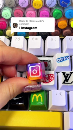 Creating an Instagram Logo with Keyboard Art