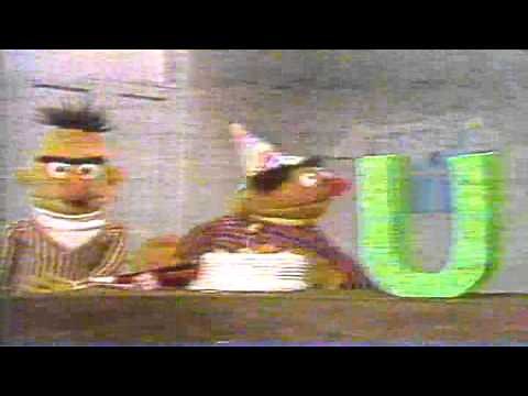 Ernie & Bert Happy Birthday to U - Sesame Street