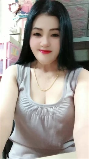 วิดีโอของ แอ็ด (@att_2341) พร้อมเพลง เสียงต้นฉบับ - 🤓..อุ้มค่ะ..🤓