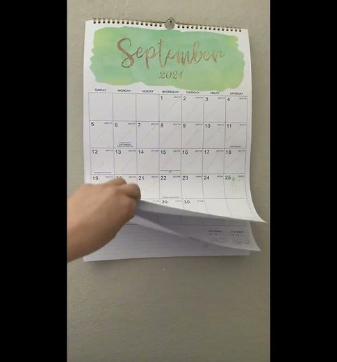 2025 Wall Calendar Review | Large Blocks & Julian Dates for Easy Planning