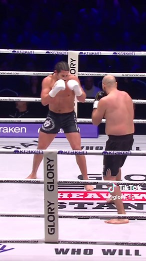 Milos Cvjeticanin Defeats Sofian Laidouni at GLORY 105