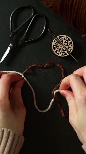 Magic knot for knit & crochet