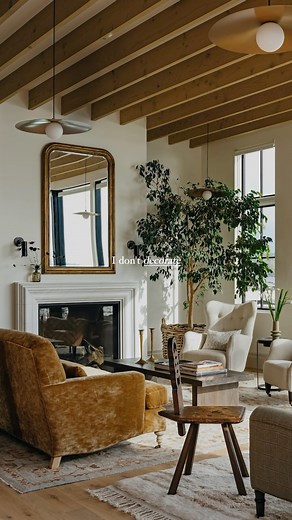 10K views · 375 reactions | 2024 has been the year of personal style and we love to see everyone decorating their homes for them 懶 . #homesandgardens #personalstyle #interiors | Homes & Gardens Magazine | Facebook