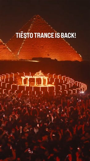 Daniel Lopatin’s I Love You, Tokyo gets a powerful new life with this Tiësto Rework. A perfect blend of emotion, atmosphere and festival energy subtle, cinematic and massive at the same time in a trance version! 🔥 #Tiesto #DanielLopatin #ILoveYouTokyo #Rework | EDM Lab