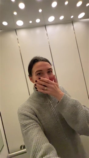 Still can’t believe this. This months revenue is the plottwist of the year really! #femaleentrepreneur #realfounderlife #founderjourney #behindafashionbrand #thelaunchofficial