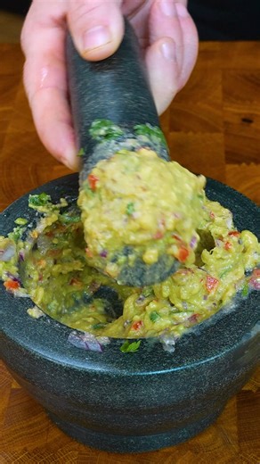Chicharron and Guacamole Chef 🍳 ✌️ | Miarti Chef