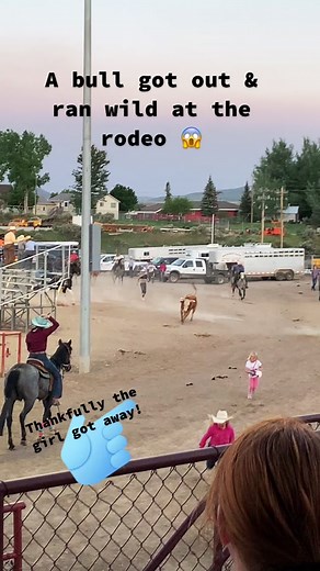 #foryoupage #fyp #rodeo #bullridinggonewrong #colorado #rodeofails