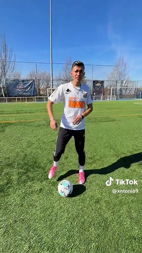 Master the Nutmeg Technique in Soccer