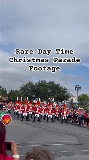 Rare Daytime Christmas Parade Footage | Mickey’s Very Merry Christmas Party Walt Disney World