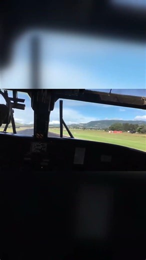 What it’s really like inside a propeller plane