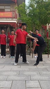 45K views · 1.1K reactions | Learning self-defense techniques doesn't have to be intimidating!  Start with these simple tips and you'll be on your way to becoming a #selfdefense master in no time!  #selfdefense #defender #defense #learning #teaching #techniques #kungfu #boxing #training #reels #reels2023 #reelsusa #fyp #martialarts | Elite Drama | Facebook