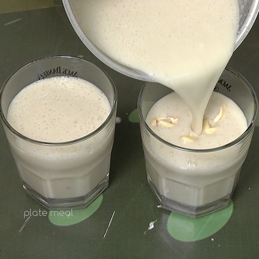 10M views · 74K reactions | Very Easy Horlicks Banana Smoothie Recipe 襤 | Plate Meal | Facebook