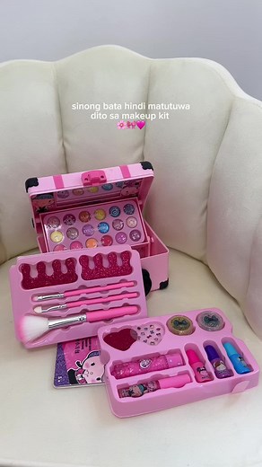 Makeup set toy for kids.