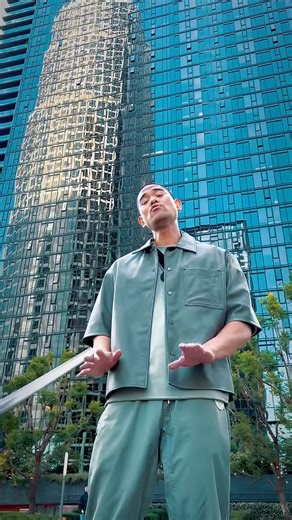 Stuck like a Statue. | Jay R