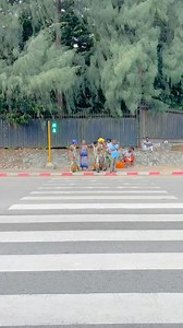 25K views · 310 reactions | Le groupe de création de contenu le plus performant a lancé un défi sur TikTok 50K pour la vidéo avec plus de réactions. | Dékalé Mag | Facebook