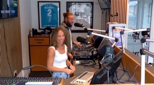 Can you believe this song first came out 30 years ago!! Insomnia ,...