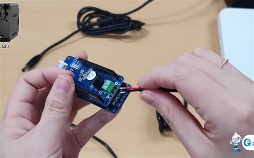 智能佳-DYNAMIXEL Arduino MKR系列DYNAMIXEL Shield快速入门指南-视频