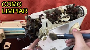 416K views · 8.7K reactions | Como limpiar una maquina de coser singer ( MANTENIMIENTO COMPLETO ) . . . #mecanicaconfeccion #comoajustarunamaquinadecoser #maquinadecosersinger #costura #coser #sewingmachine #comoponerapuntomaquinadecoser #comoaceitarunamaquinadecosersinger #comolimpiarunamaquinadecoser | mecanica confeccion | Facebook