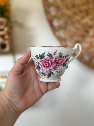 Vintage Pink Floral Tea Cup Gold Trim - Etsy
