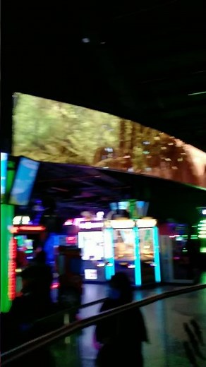 Jurassic World VR Expedition.