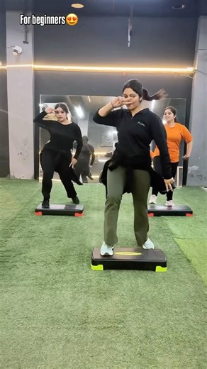 bollywood stepper workout for beginners 😍‪@befitwithanushka1207‬