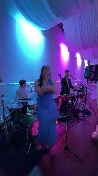 Between The Covers (The Emma Band): That don't impress me much