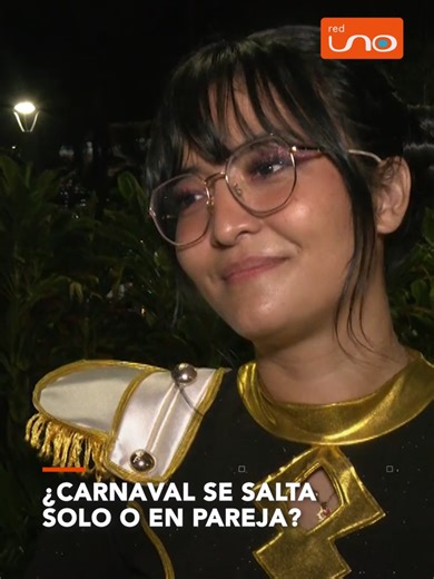 Carnaval en Santa Cruz: ¿Disfrute Solo o Acompañado?